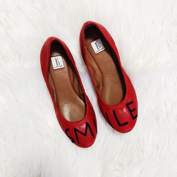 ⭑ Ellen DeGeneres Langston Ballet Flats - Picture 4 of 7